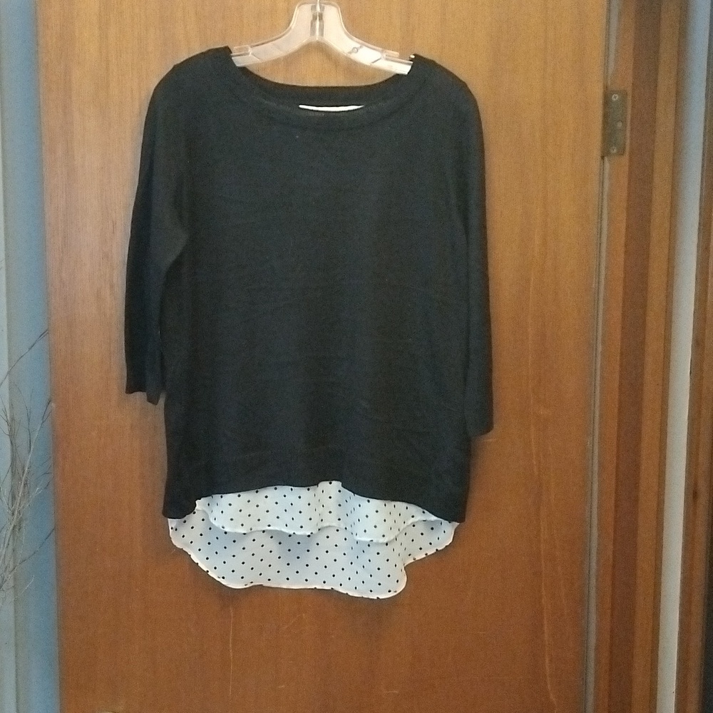 Dressbarn Black and White Sweater Size Medium